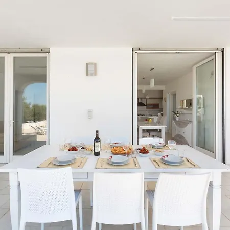 Sleeps 6 Pool Air Con Specchiolla